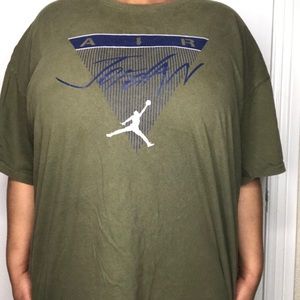 Jordan Tee 🔔 (MAKE AN OFFER) 🔔